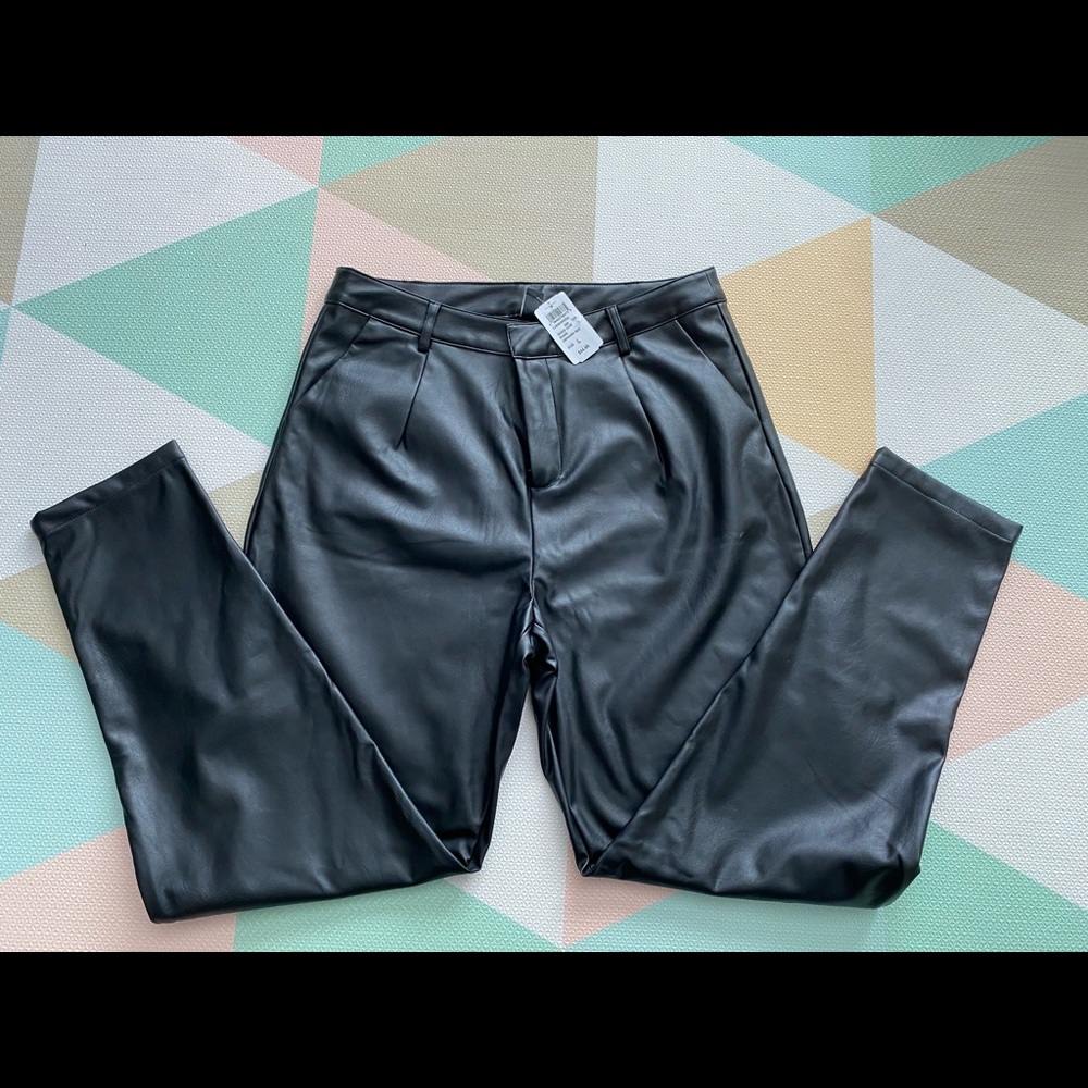 Windsor faux leather pants size L